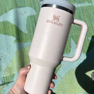 Rose Quartz Stanley Quencher 40oz